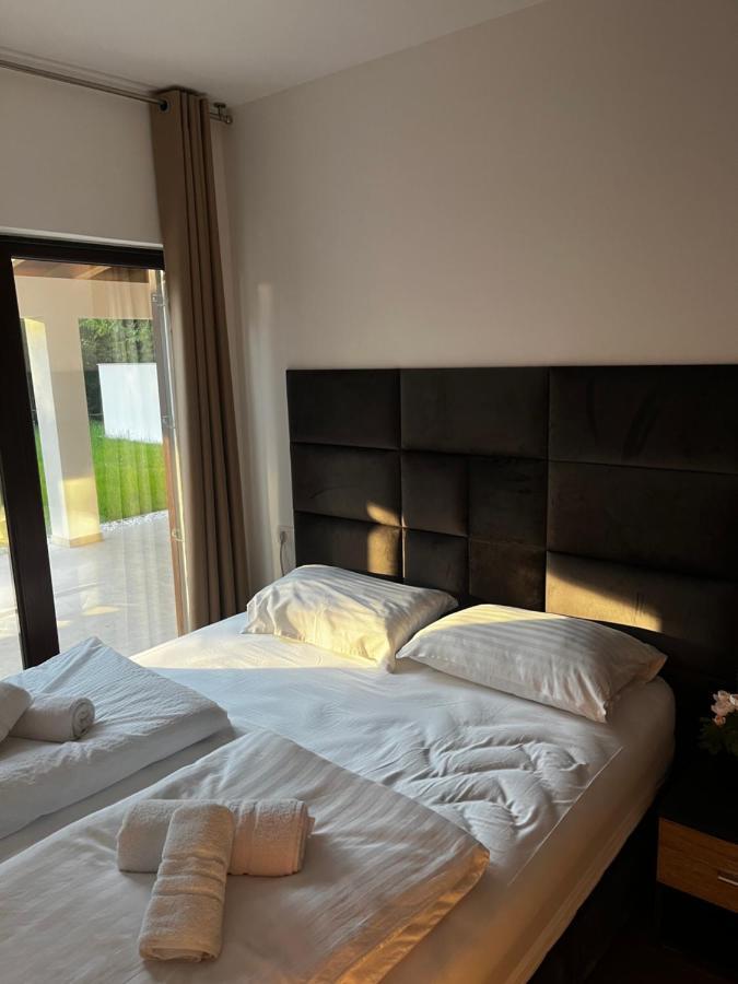 Active Chillax Oasis Apartments Ankaran Eksteriør bilde