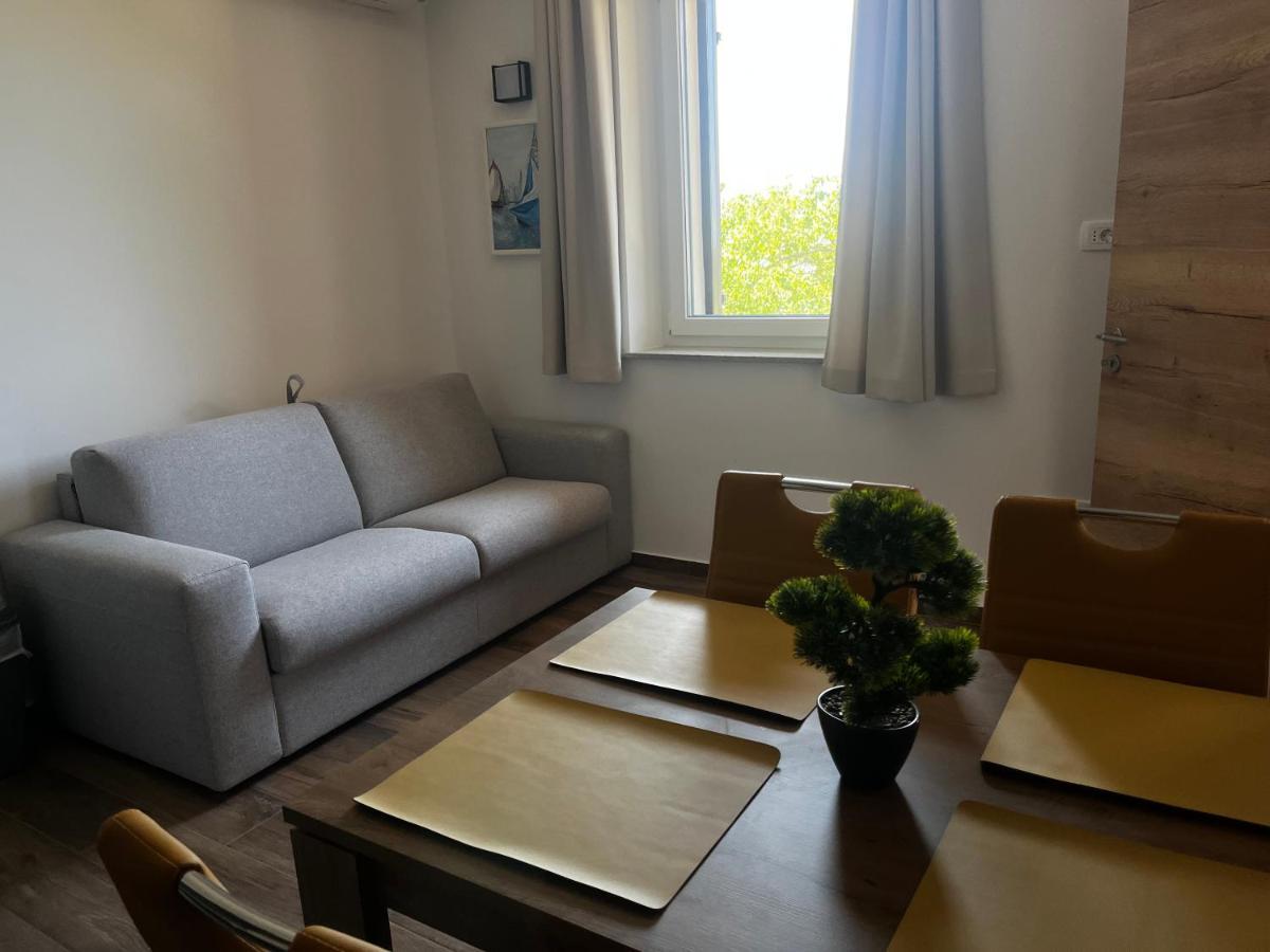 Active Chillax Oasis Apartments Ankaran Eksteriør bilde
